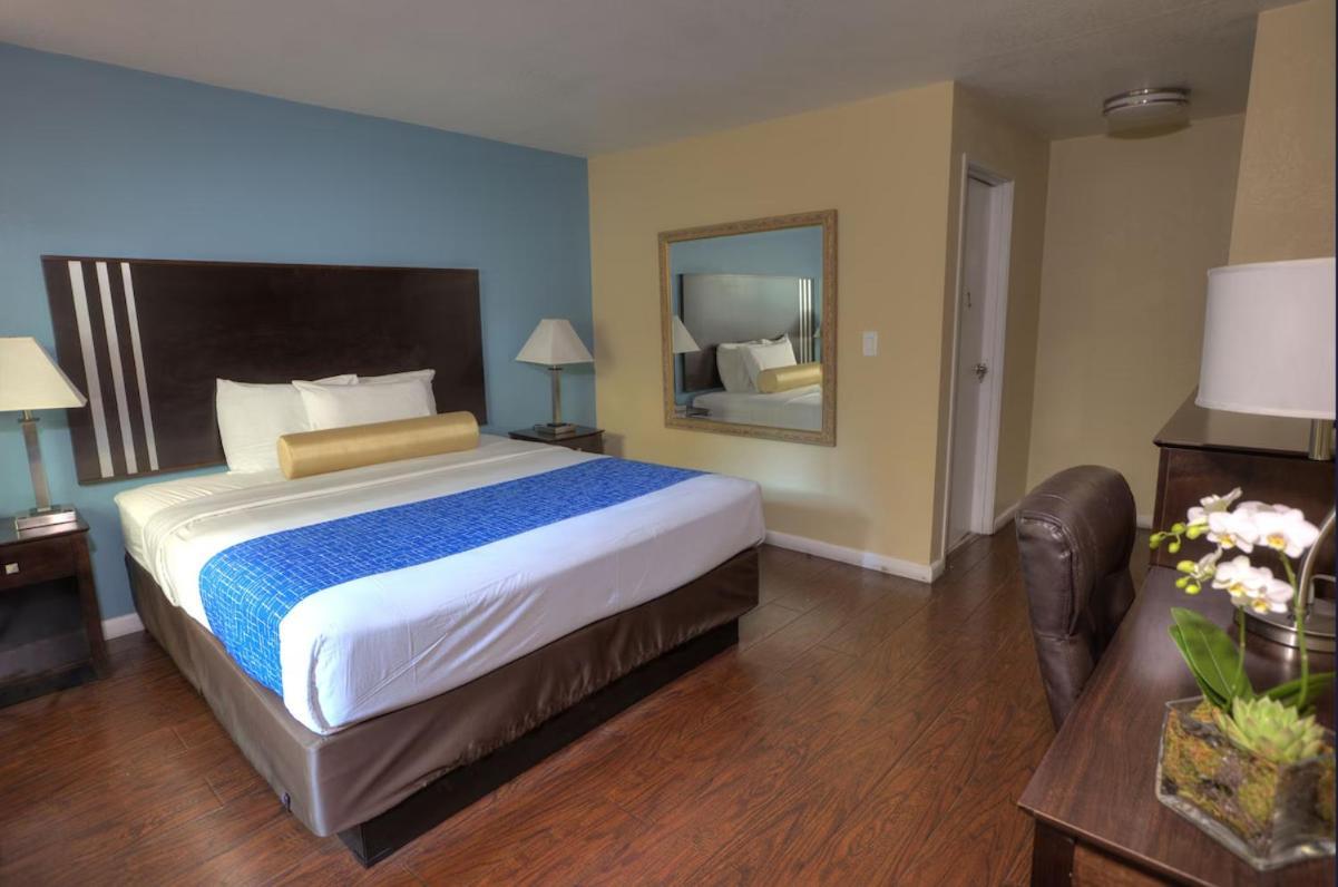 Hotel Sunrise Point Loma San Diego